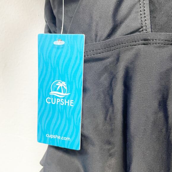 Cupshe Women's Black Shirred Square Neck One Piece Swimsuit Size Small - Picture 5 of 7